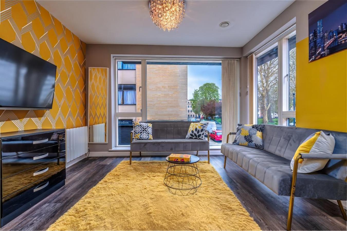 Iconic Garden Apt, Steps From City Centre & Cafes Бристоль Экстерьер фото